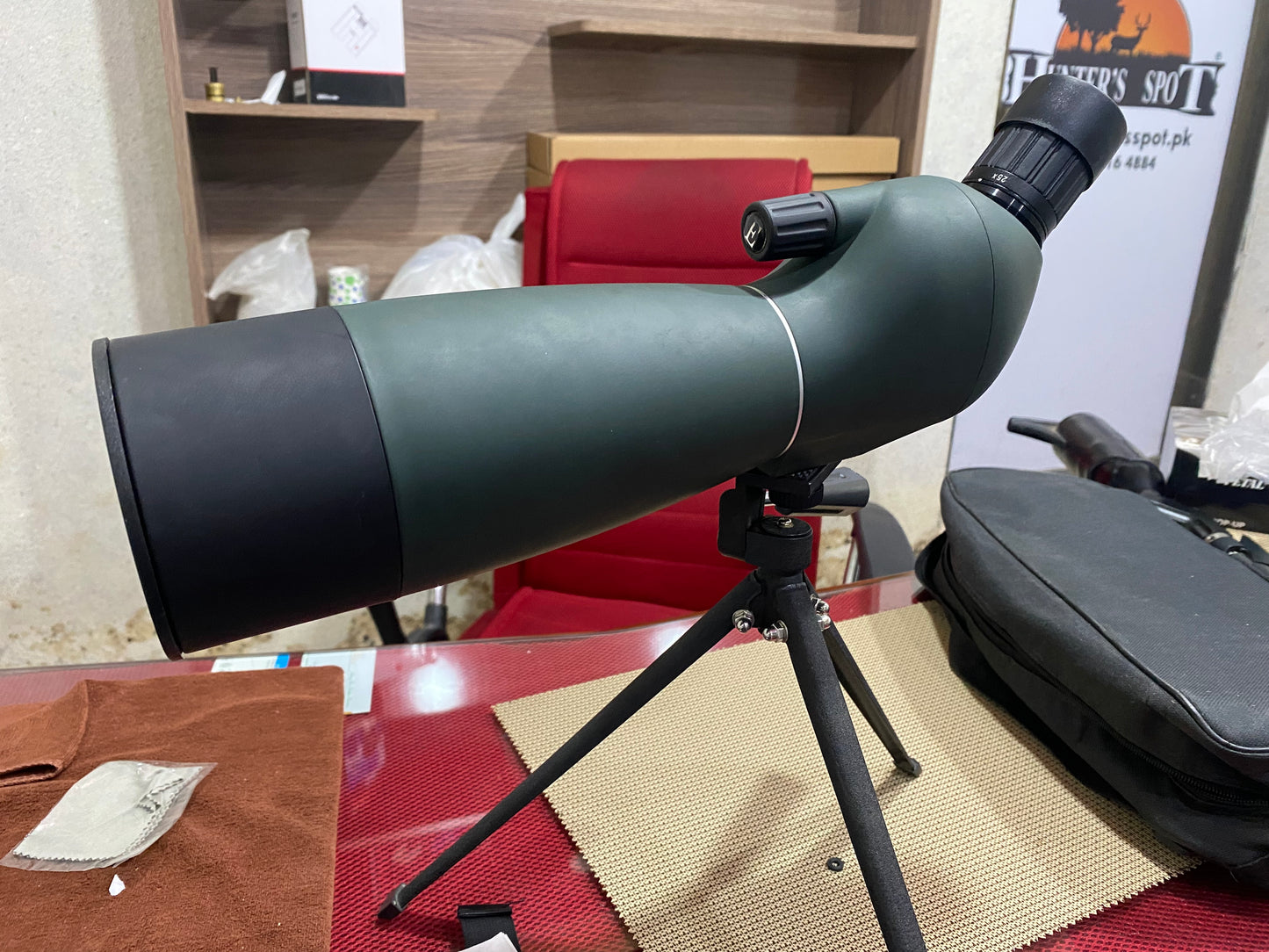 SvBony Spotting Scope 25-75x70